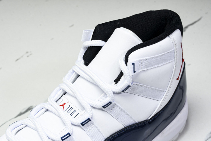 Air Jordan 11 LH0296-400