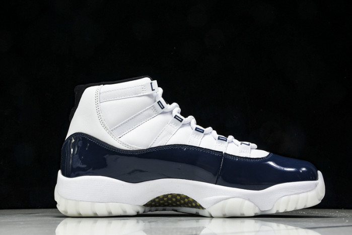 Air Jordan 11 LH0296-400