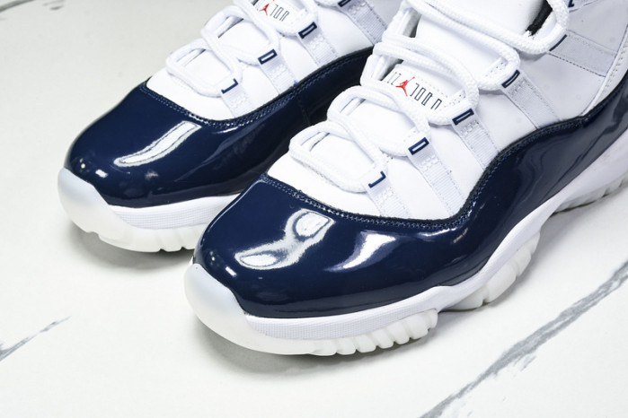 Air Jordan 11 LH0296-400