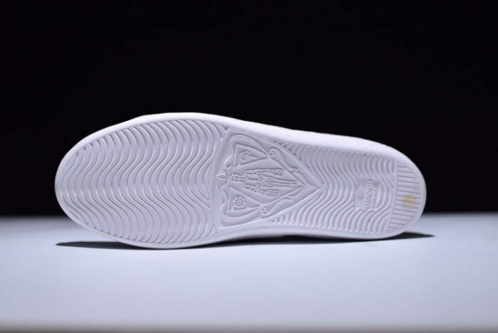 gc ace embroidered low-top sneaker with red heart womens